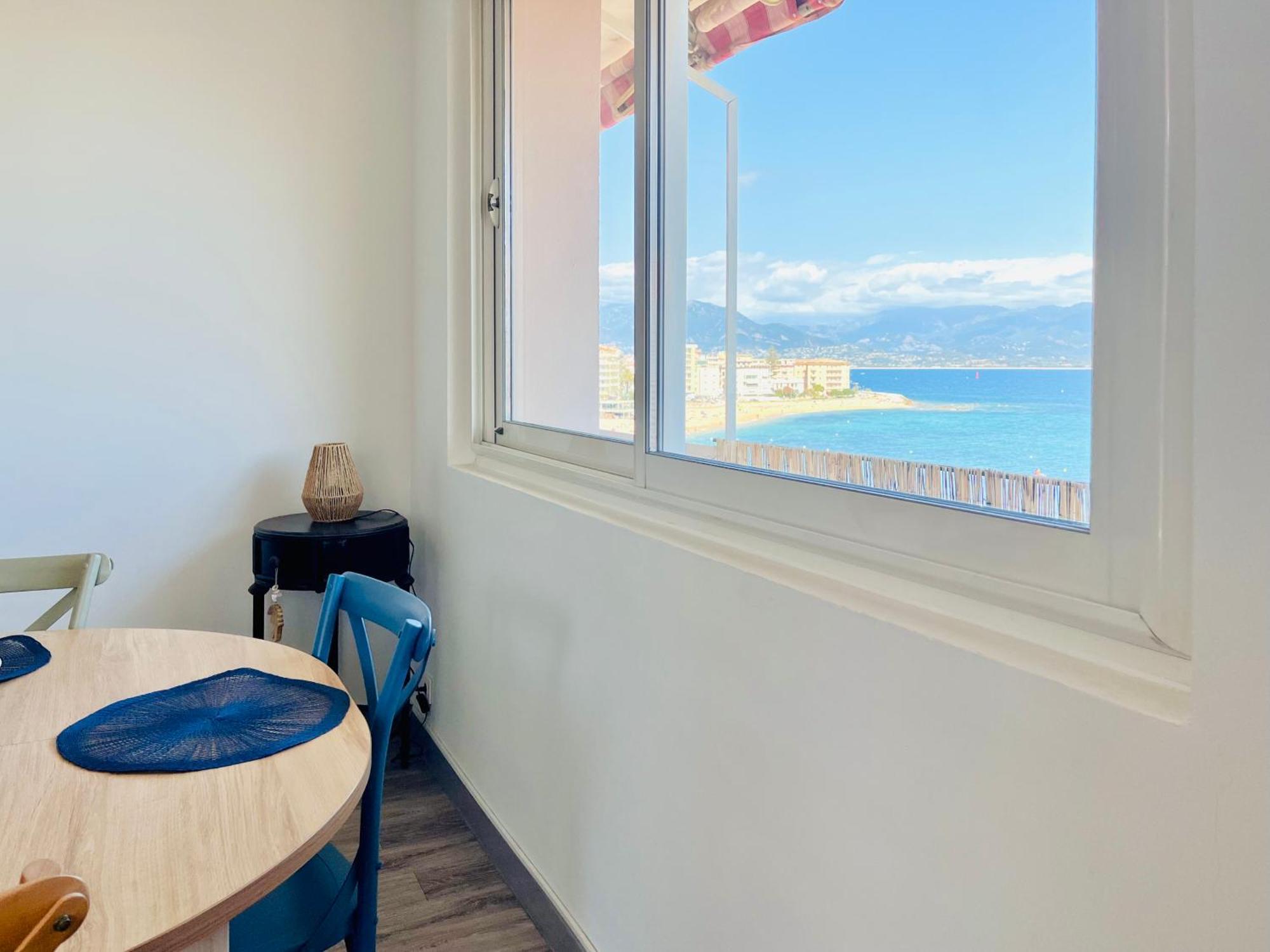 Front De Mer Beau T3 Climatise Balcon Parking Ajaccio Ajaccio  Exterior photo